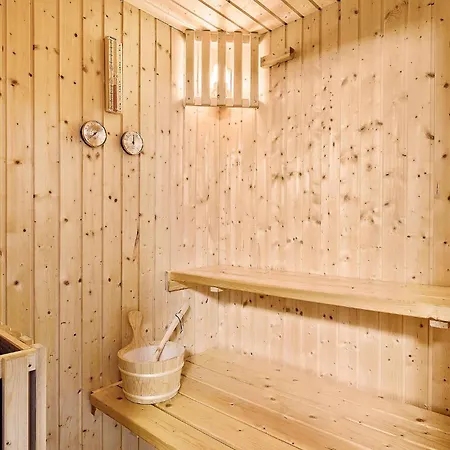 Pet Friendly In With Sauna *